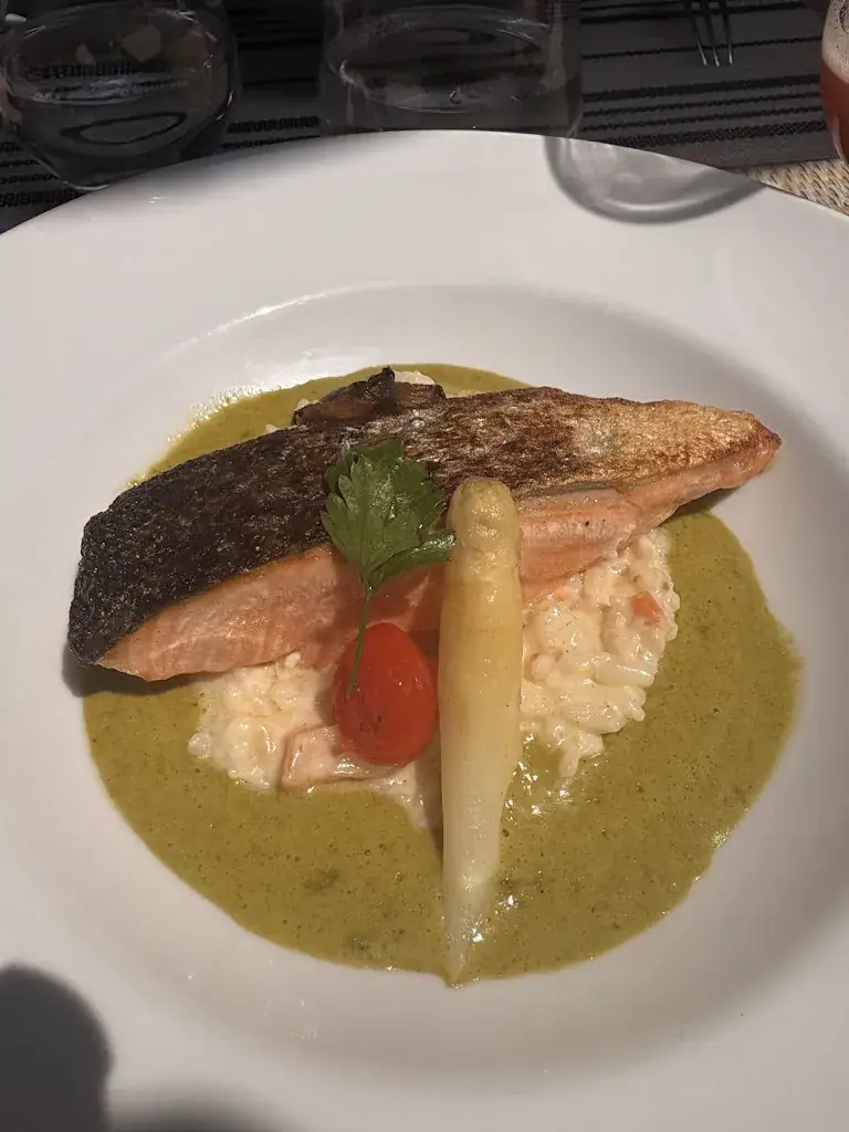 Céline Velter_La Maison Restaurant par Le Clos St Eloi_Thiers_review