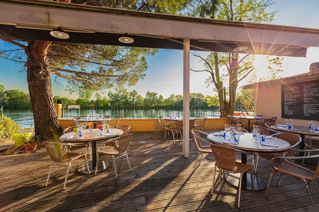 "Belles Rives" Braises & Condiments restaurant in Trévoux