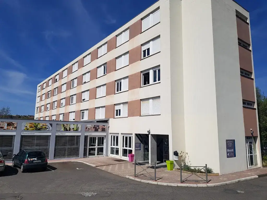 L’Atrium résidence jeunes et restaurant_Thiers_slider_image_2