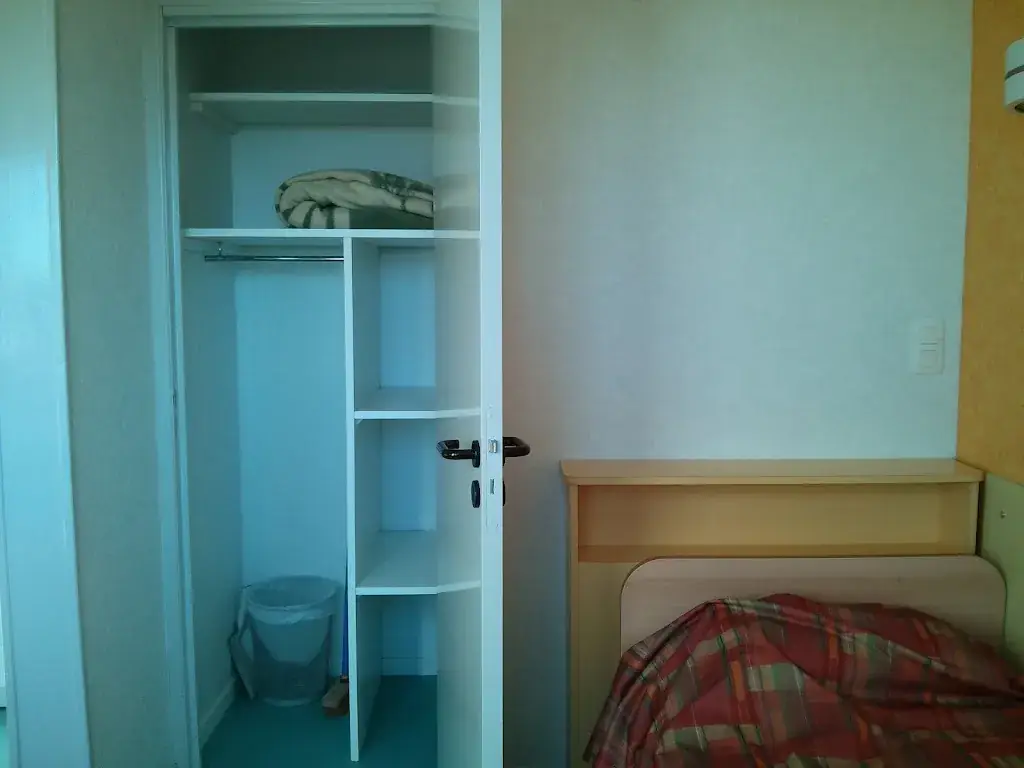 L’Atrium résidence jeunes et restaurant_Thiers_slider_image_3