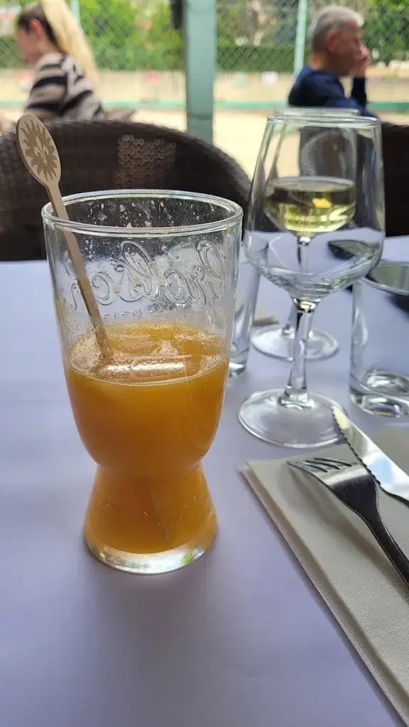 Antonina Tyurina_La Maison Bleue_Trévoux_review