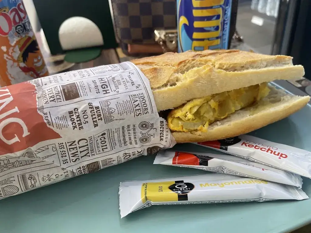 Nesrin Bennasser Nougui_Riko Riko Andalousie_Thiers_review