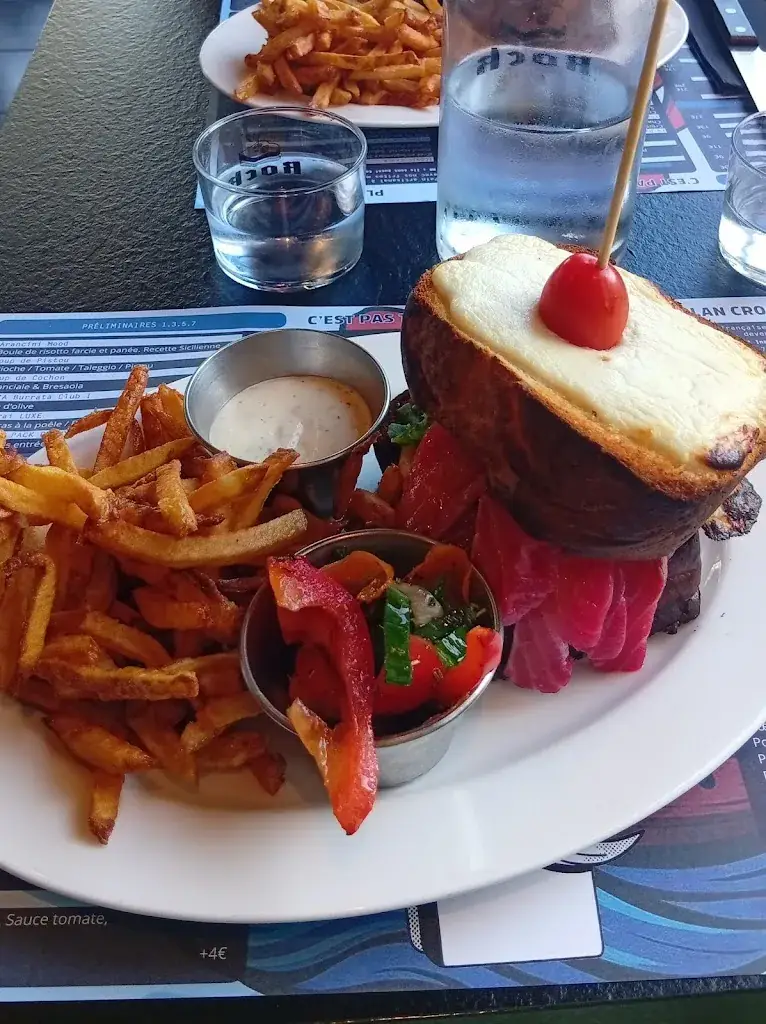 eliska vebrova_Le Rock Toulon_Toulon_review