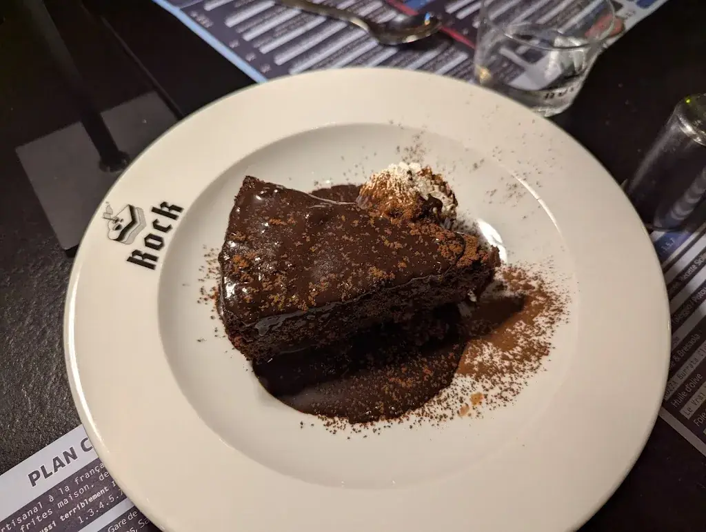 Sinn Yalla_Le Rock Toulon_Toulon_review