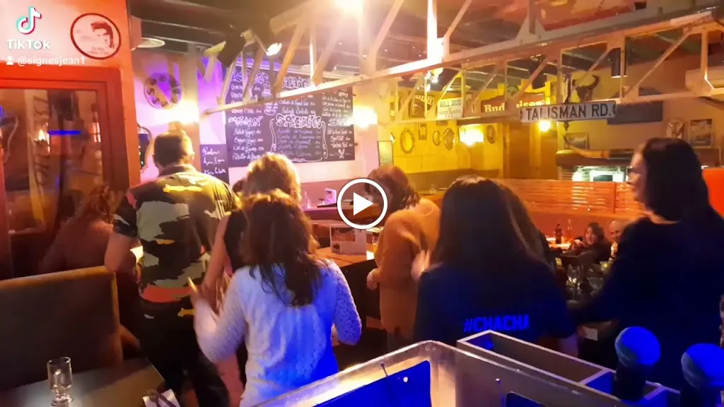 Dakota_Toulon_slider_image_2