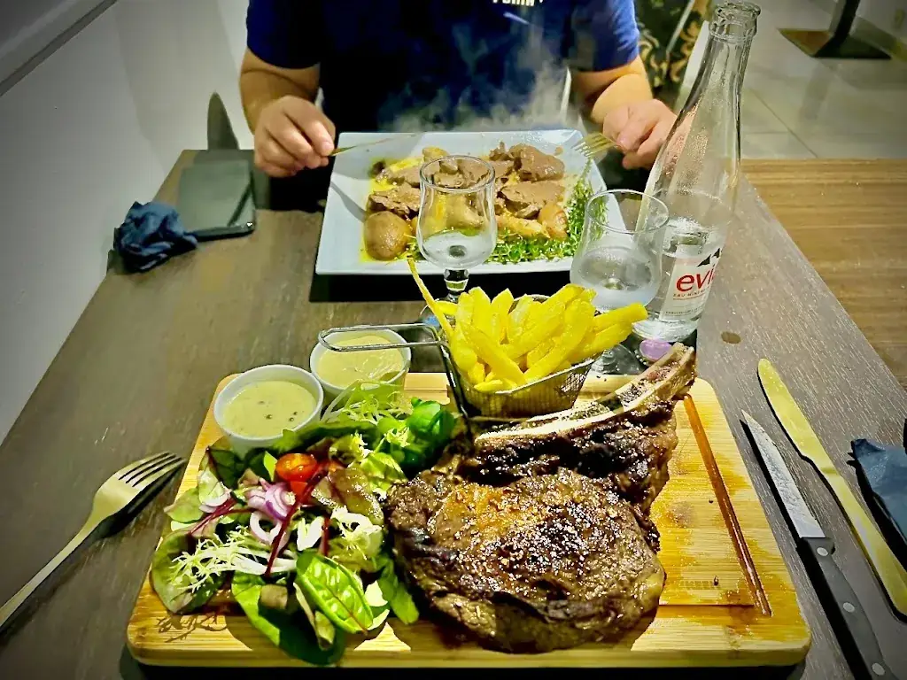 Ô Baroque restaurant Halal Toulon var_Toulon_slider_image_3