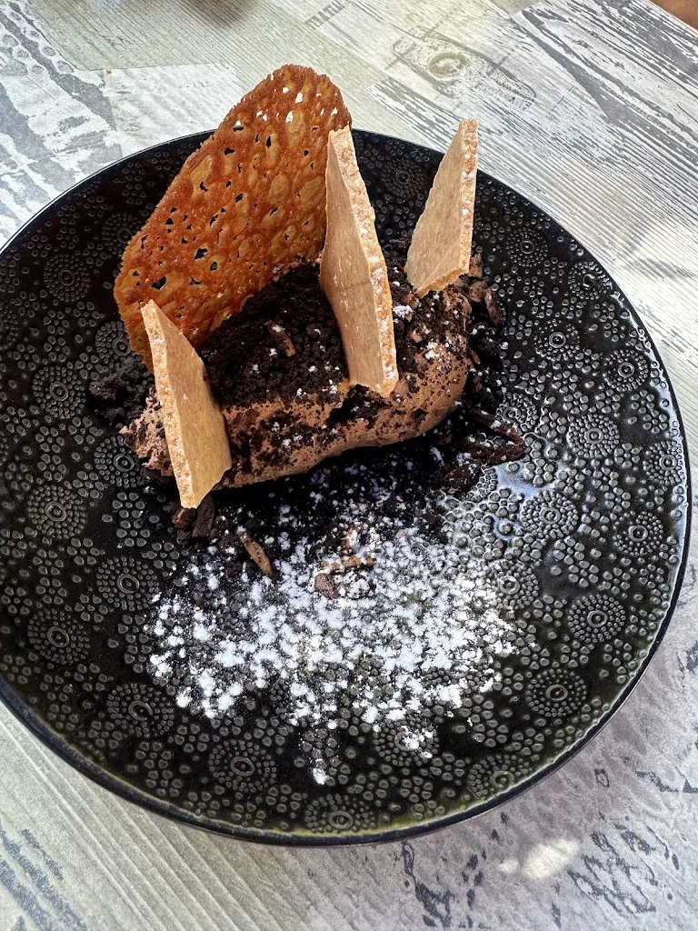 Michael Madison_AOC 41_Toulon_recensione