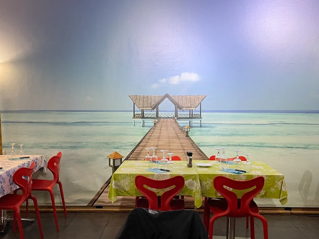 Xuelan Sun_Restaurant Ma'a Tahiti_Toulon_review