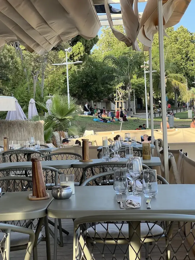 fancy kheswa_Lido de Toulon - Restaurant & Plage Privée_Toulon_review