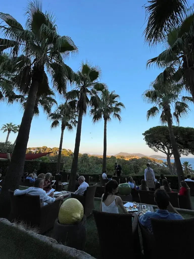 Lina Kozina_Les Pins Penchés - Restaurant gastronomique, Mariage et réception_Toulon_review