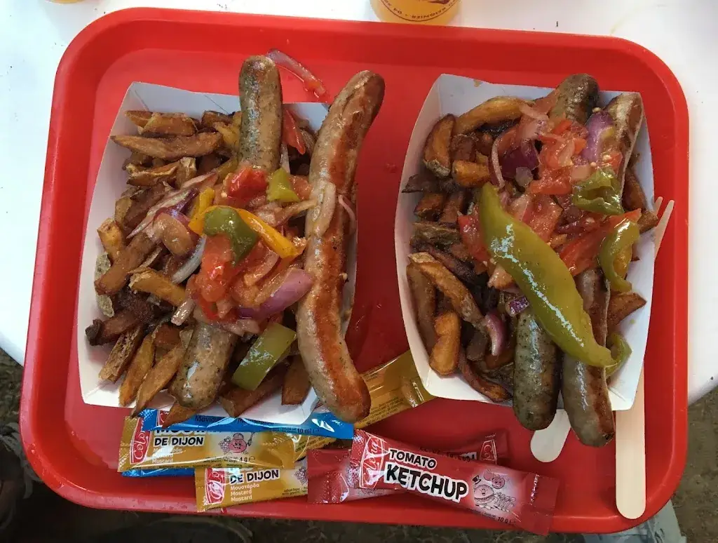 Ashish Thomas_Le Poulpe_Reignier-Ésery_review