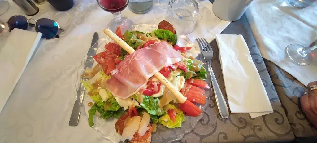 Au Bouchon Provencal restaurant in Toulon