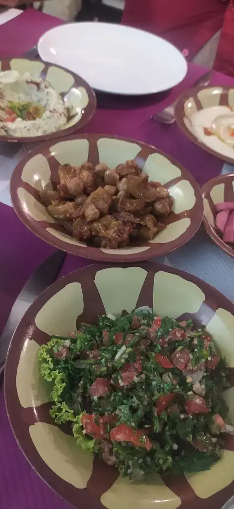 Jada Morad جادا مراد_Kfifen Cœur du Liban_Toulon_review