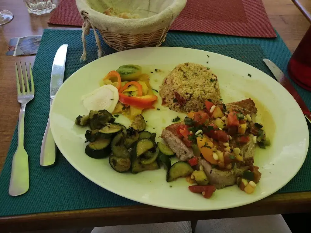 Catherine Mann_Les Têtes d'Ail_Toulon_review