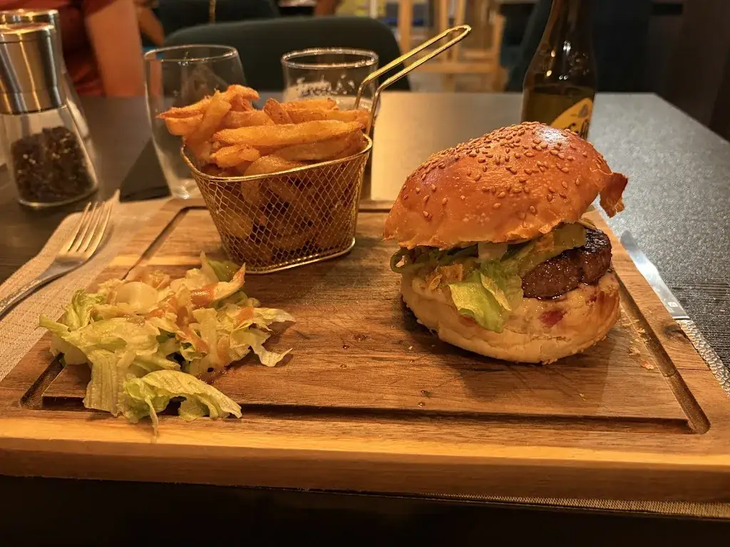Roee Malka_Gaudina Burgers_Toulon_review