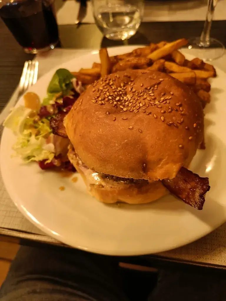Jack Silber_Gaudina Burgers_Toulon_review