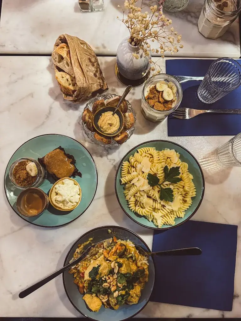 Quentin Evrard_Ma Nine_Toulon_review