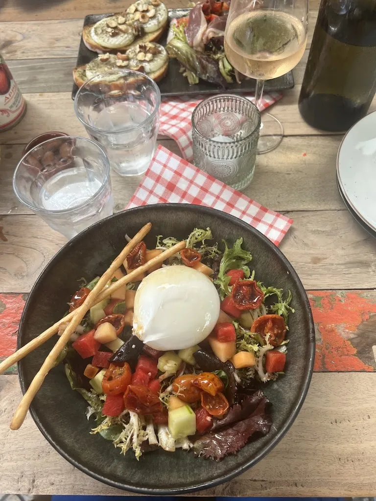 Lea Fernandes Marteddu_Le Petit Troquet_Toulon_review