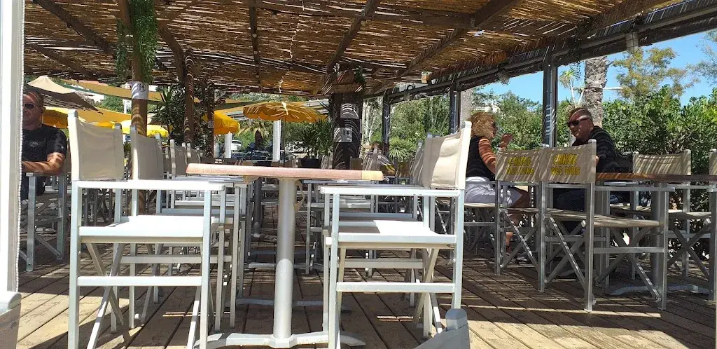 L'Anse Des Pins restaurant in Toulon