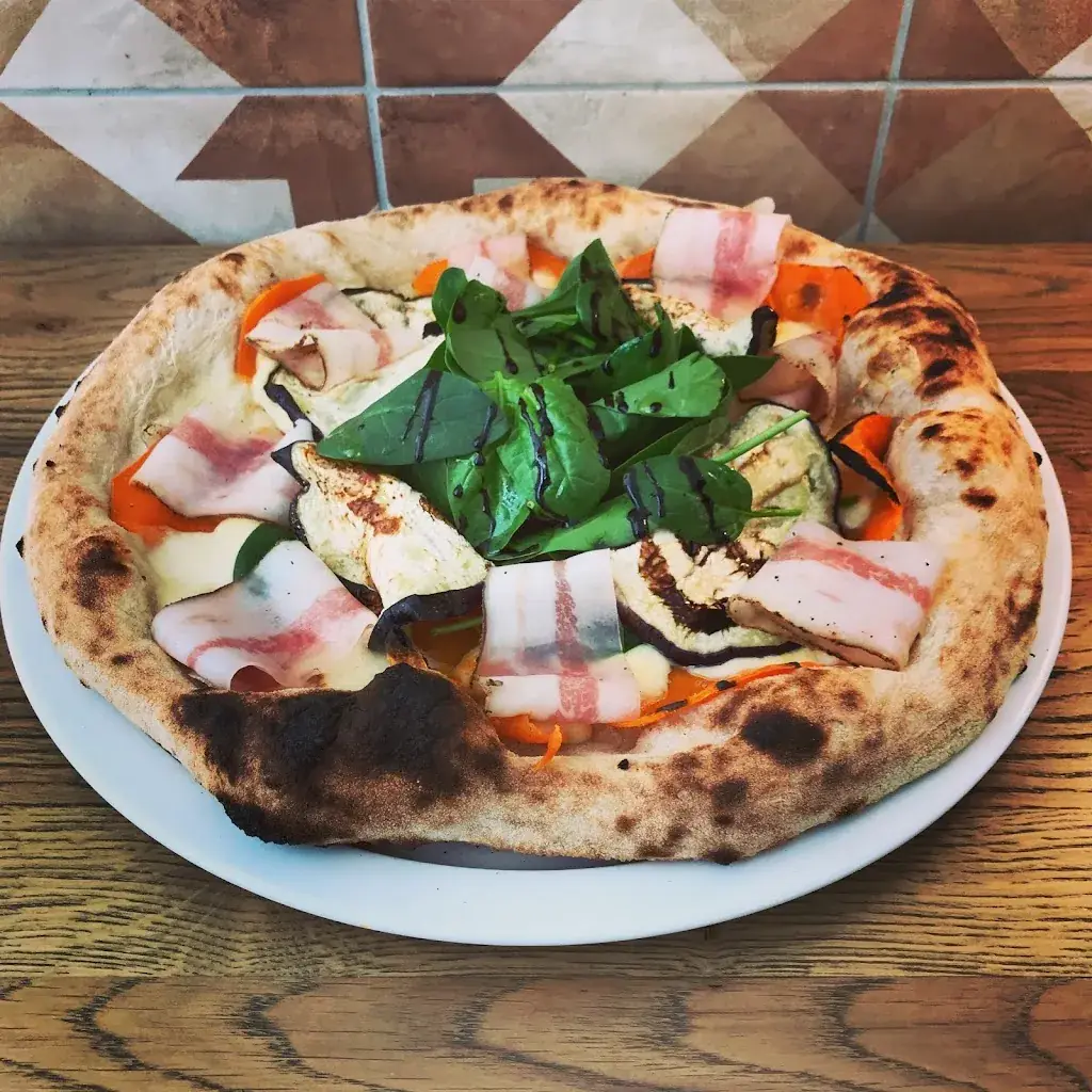 Trattoria Quattro_Valbonne_slider_image_3