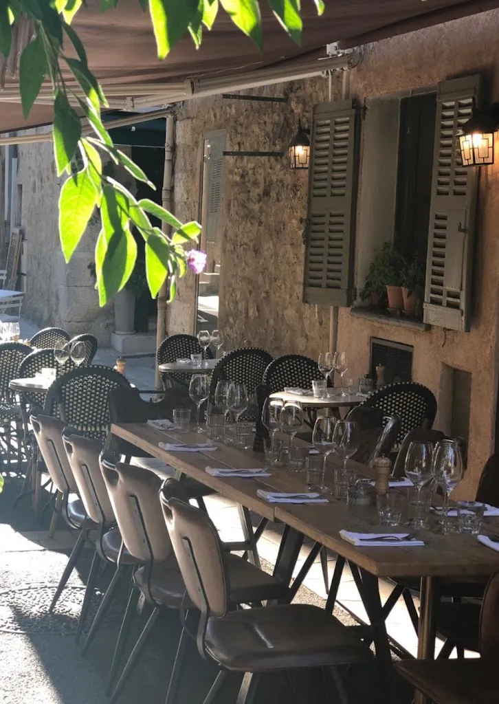 Meat & wine Valbonne restaurant in Valbonne