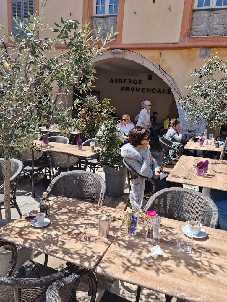 Philip Leaver_Auberge Provençale_Valbonne_review