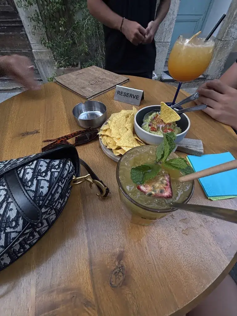 valentina winkelmann_Le Patio Valbonne_Valbonne_review