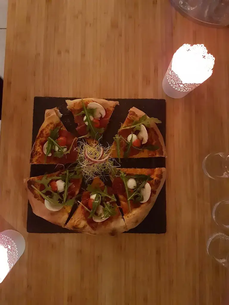 Menu_PIZZ'ART_Reignier-Ésery_image_5