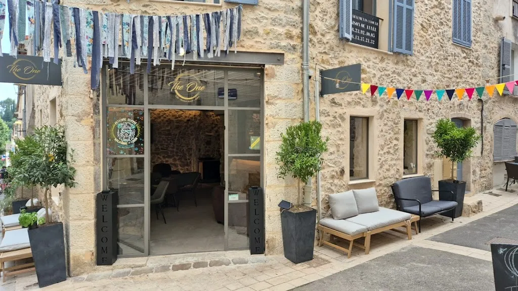 The One restaurant in Valbonne