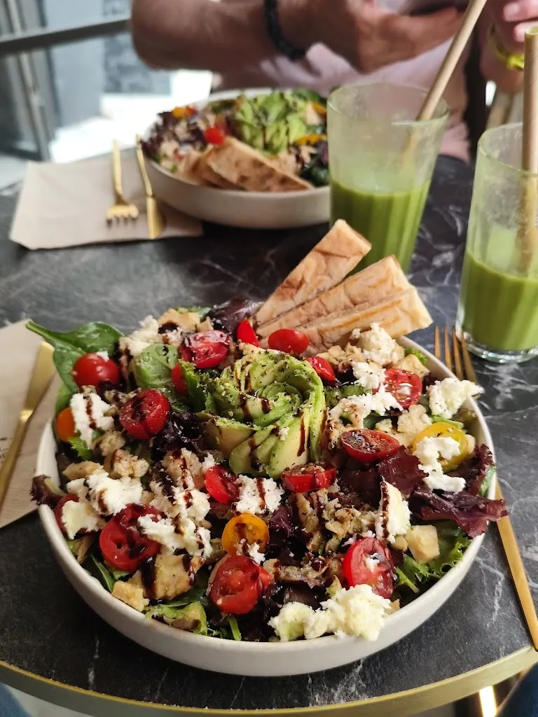 The One_Valbonne_slider_image_3