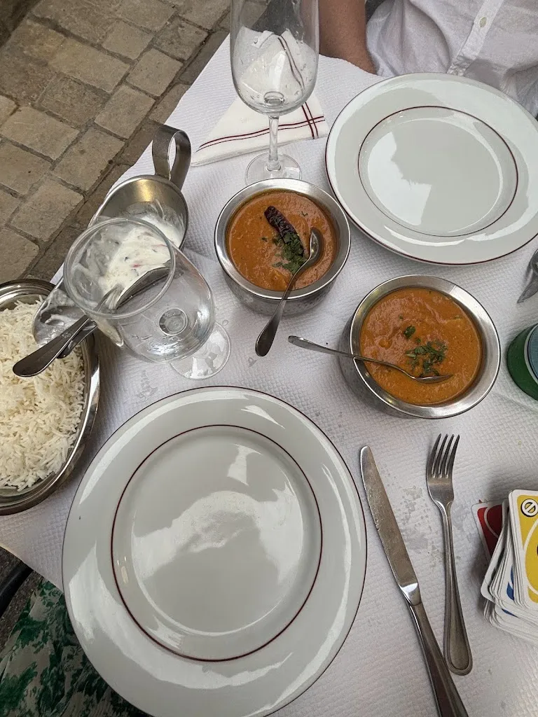 valentina winkelmann_Le Kashmir_Valbonne_review