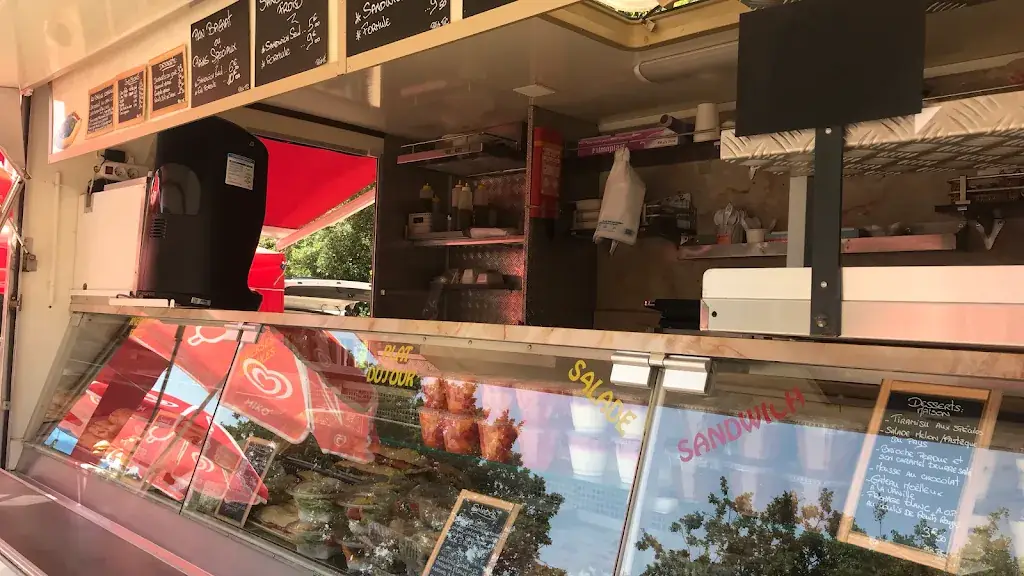 Le Petit Gourmet restaurant in Valbonne