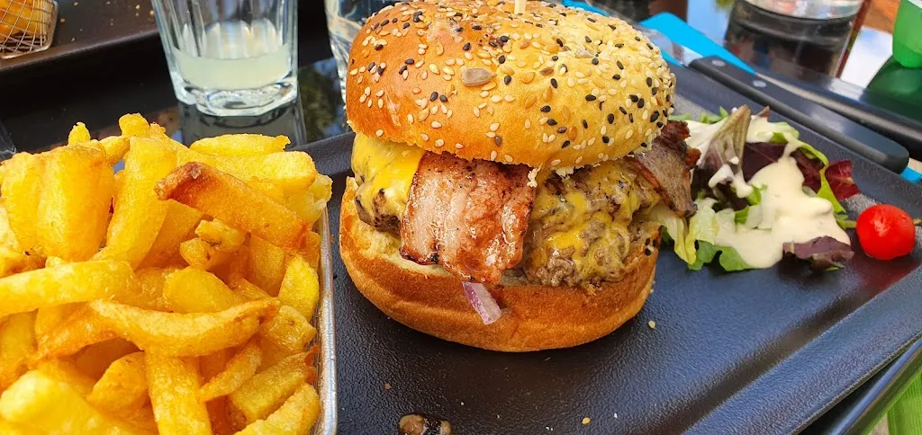 Chez Max_Valbonne_slider_image_3