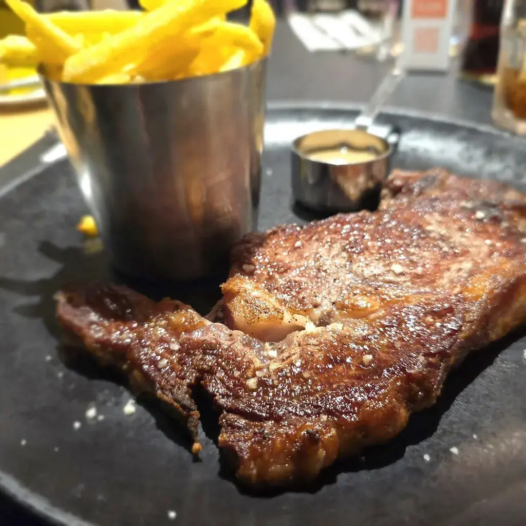 Terence Ha_HillSide Bar Lounge & Resto_Valbonne_review