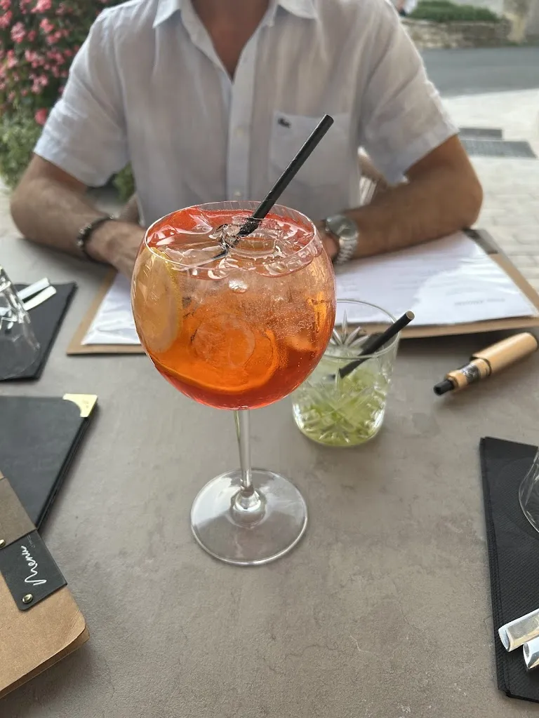 Estelle C_Milo Restaurant Lounge_Valréas_review