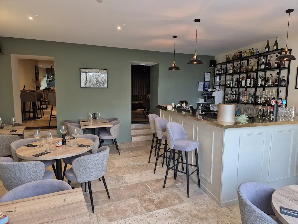 Milo Restaurant Lounge_Valréas_slider_image_1