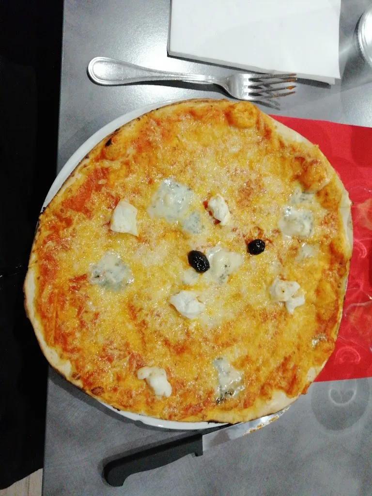 Menu_Restaurant Pizzeria La Romaine_Rives_image_3