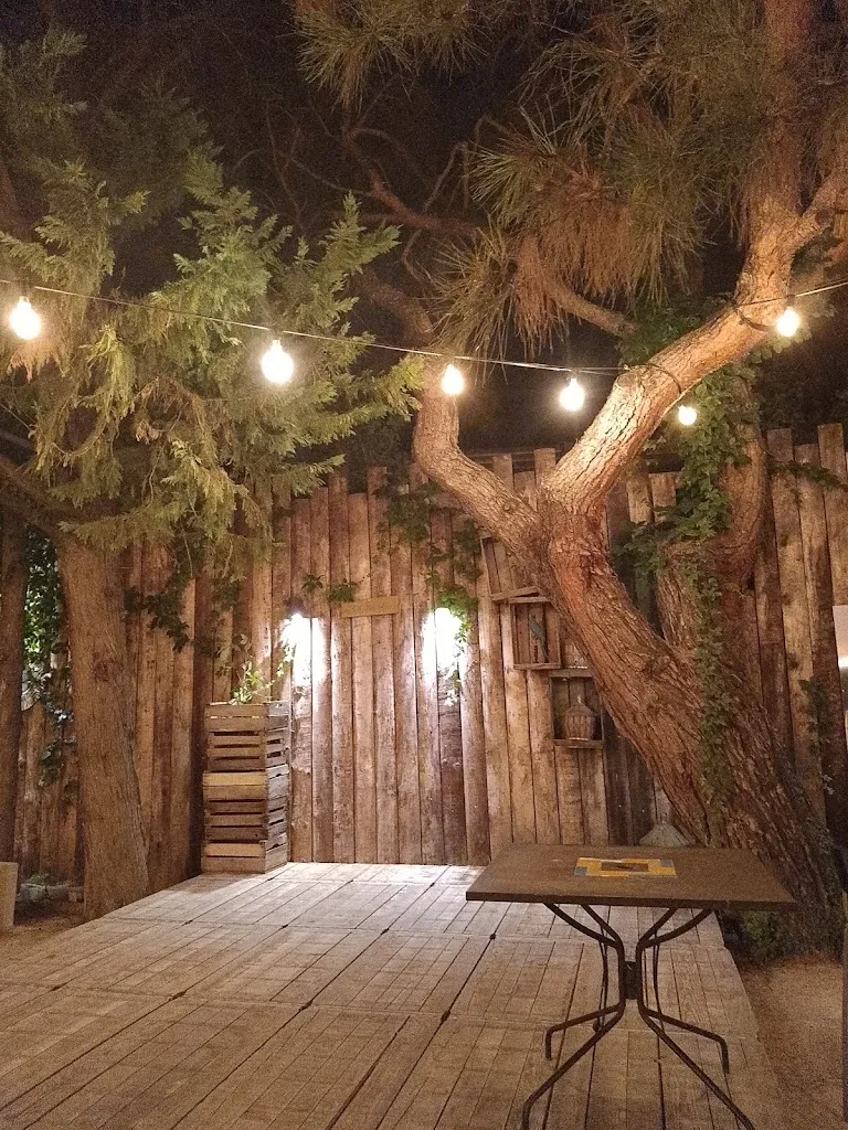 Celine Brard_La Guinguette Velleronnaise_Velleron_review