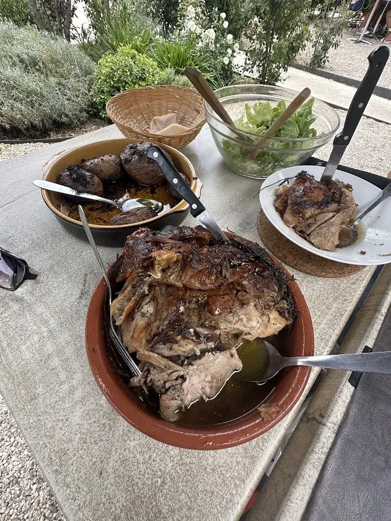 Nathalie D_La Maison du Porcelet_Velleron_review