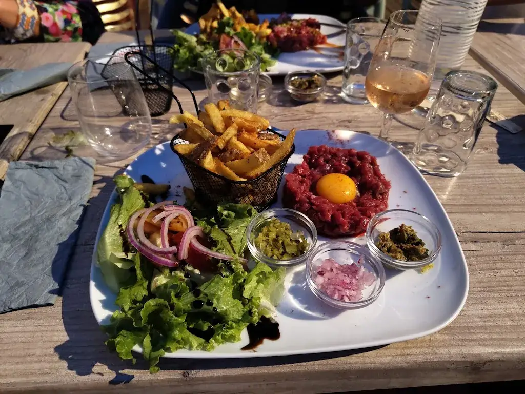 Loulou's Picture_RESTAURANT-BAR Le CASINO_Velleron_review