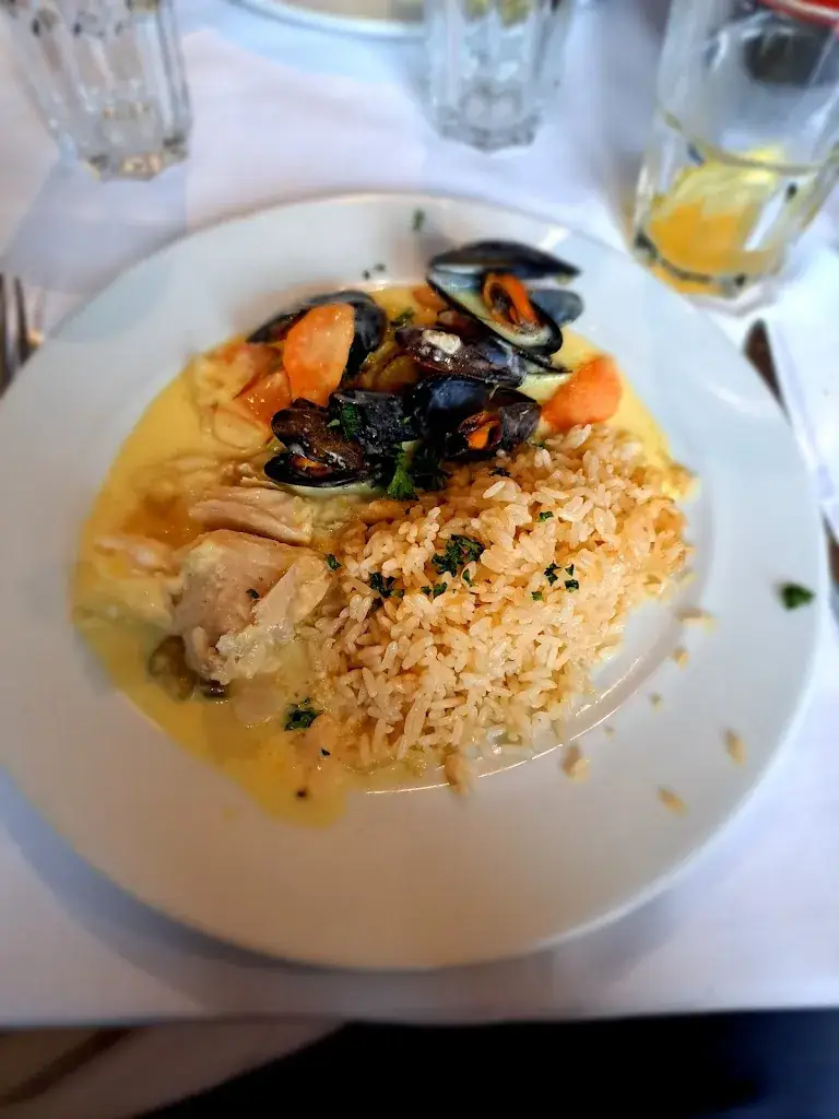 Régis Cotreuil_Le Goût des Hôtes_Pusignan_review