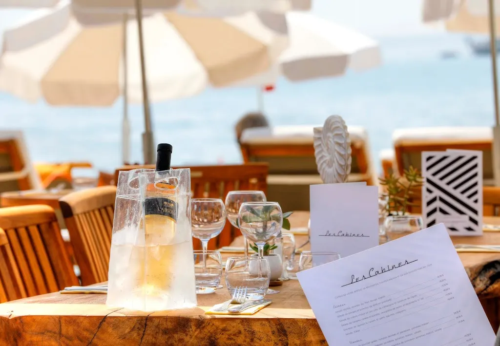 Les Cabines - Plage Privée Restaurant in Vallauris