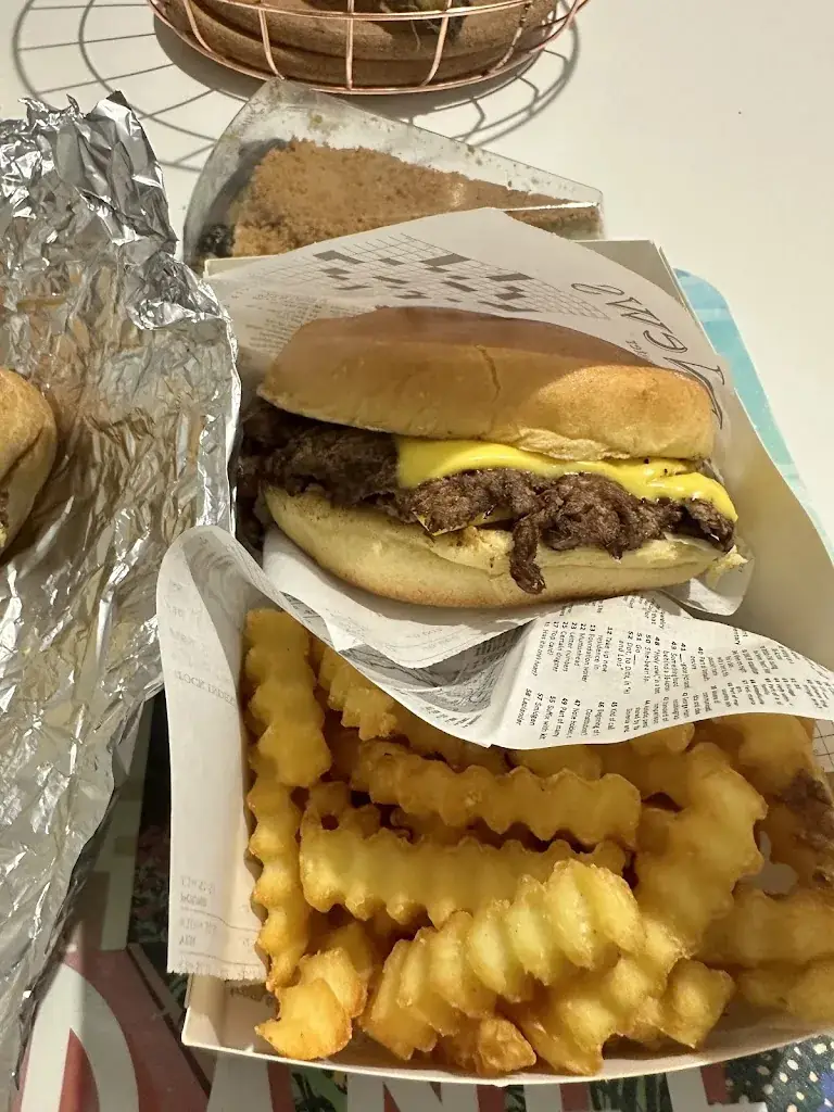 SO’SMASH_Vallauris_slider_image_2