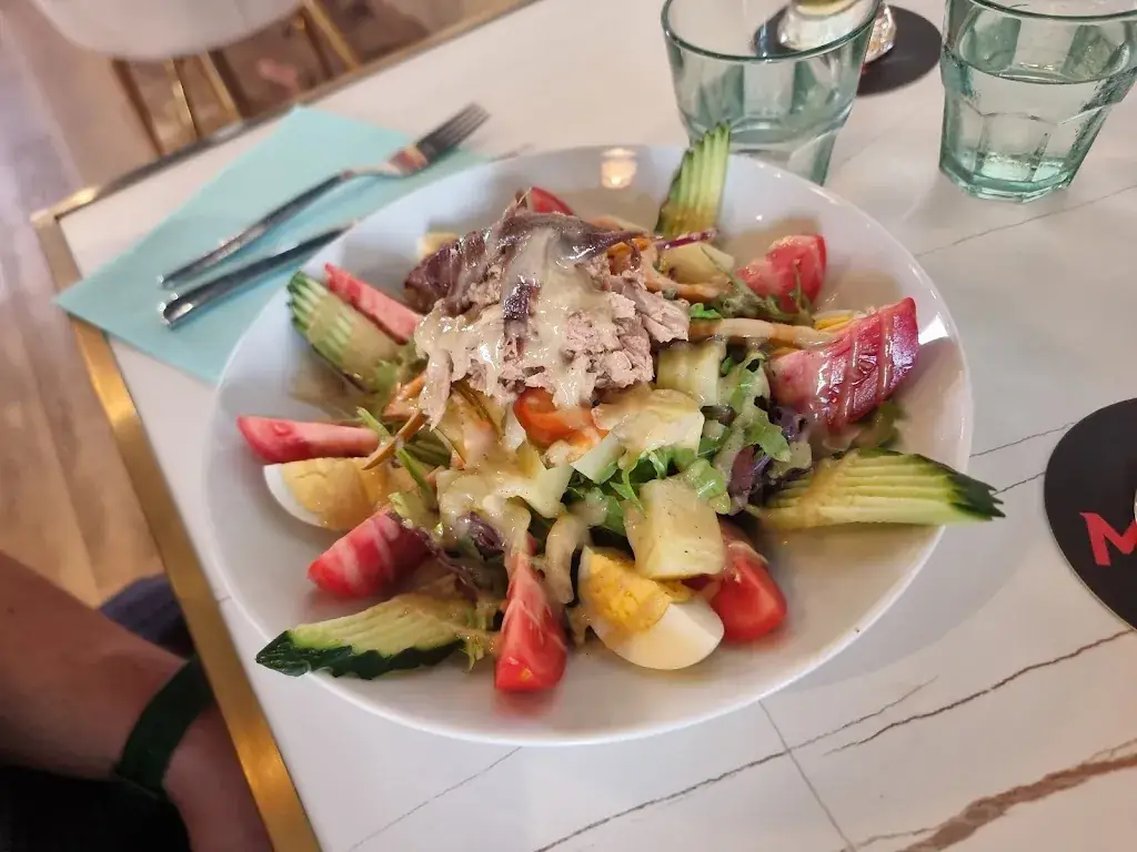 Touche pas à mon plat_Vallauris_slider_image_2