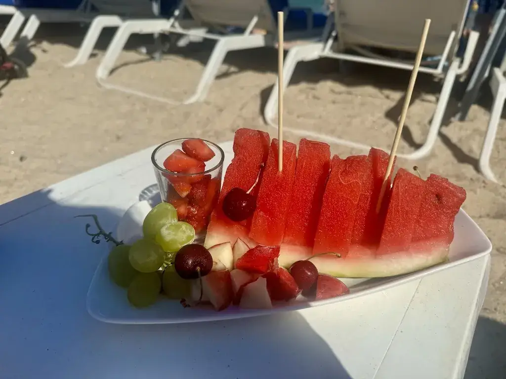 Kimia Saadat_Pascalin Plage_Vallauris_Bewertung