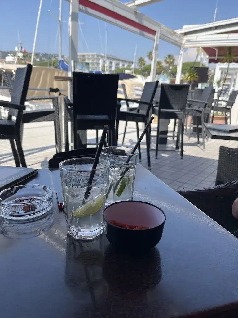 Rio's Banana Cafe_Vallauris_slider_image_3