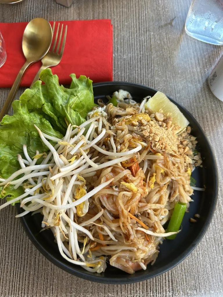 Nithi Thai_Vallauris_slider_image_3