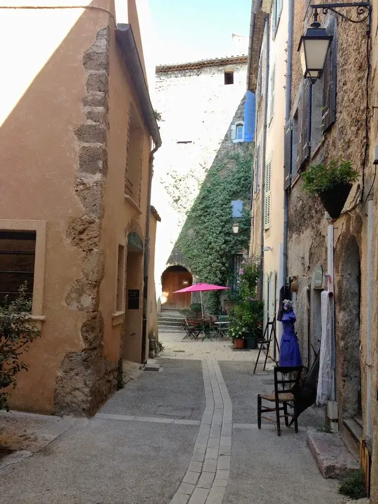 Edward_La Boheme_Villecroze_review