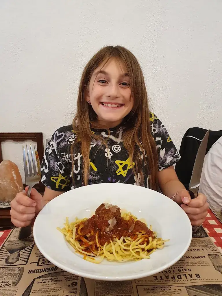 Cécile GUERINEAU_La Cascade_Villecroze_review