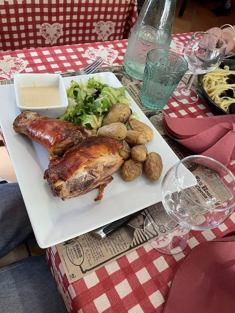 La Cascade_Villecroze_slider_image_3